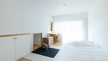 Escrivaninha, Wi-Fi de cortesia, roupa de cama