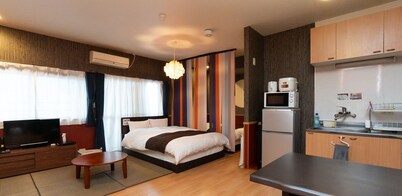 On Sale 2 double beds and 2 futons  Maximum 6  / Nagoya Aichi