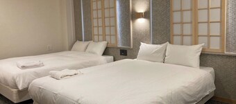 Nonsmoking Deluxe Twin 2 people  Room only  / Okawa Fukuoka