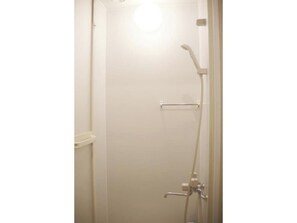 Hårføner og håndklær