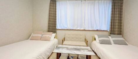 1 chambre, bureau, Wi-Fi gratuit, draps fournis