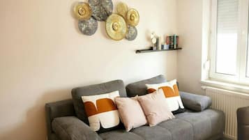 Smart TV, books