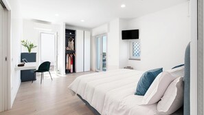 4 camere, ferro/asse da stiro, Wi-Fi, lenzuola