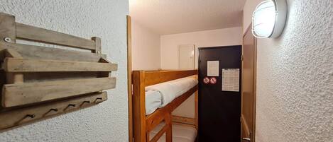 1 bedroom, internet