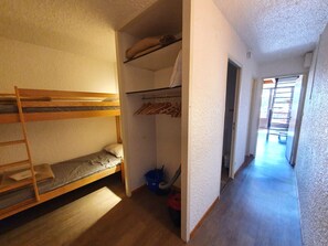 1 bedroom, internet