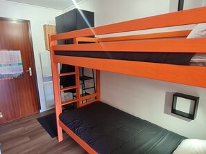 1 bedroom, internet