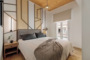 3 chambres, fer et planche à repasser, Wi-Fi, draps fournis