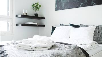 1 bedroom, desk, iron/ironing board, free WiFi