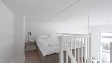 1 soverom, skrivebord, strykejern/-brett og wi-fi (inkludert)