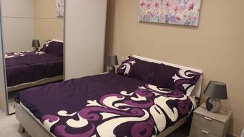 Studio, Sea Facing | Iron/ironing board, free WiFi