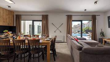 Family Villa, 6 Bedrooms, Balcony (Villa Claudio with private Pool) | Dining