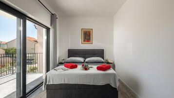 Family Villa, Multiple Bedrooms (Villa Claudio)