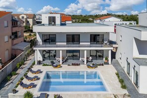 Family Villa, Multiple Bedrooms (Villa Claudio) | Pool | Outdoor pool - Villa Claudio (Vodice)