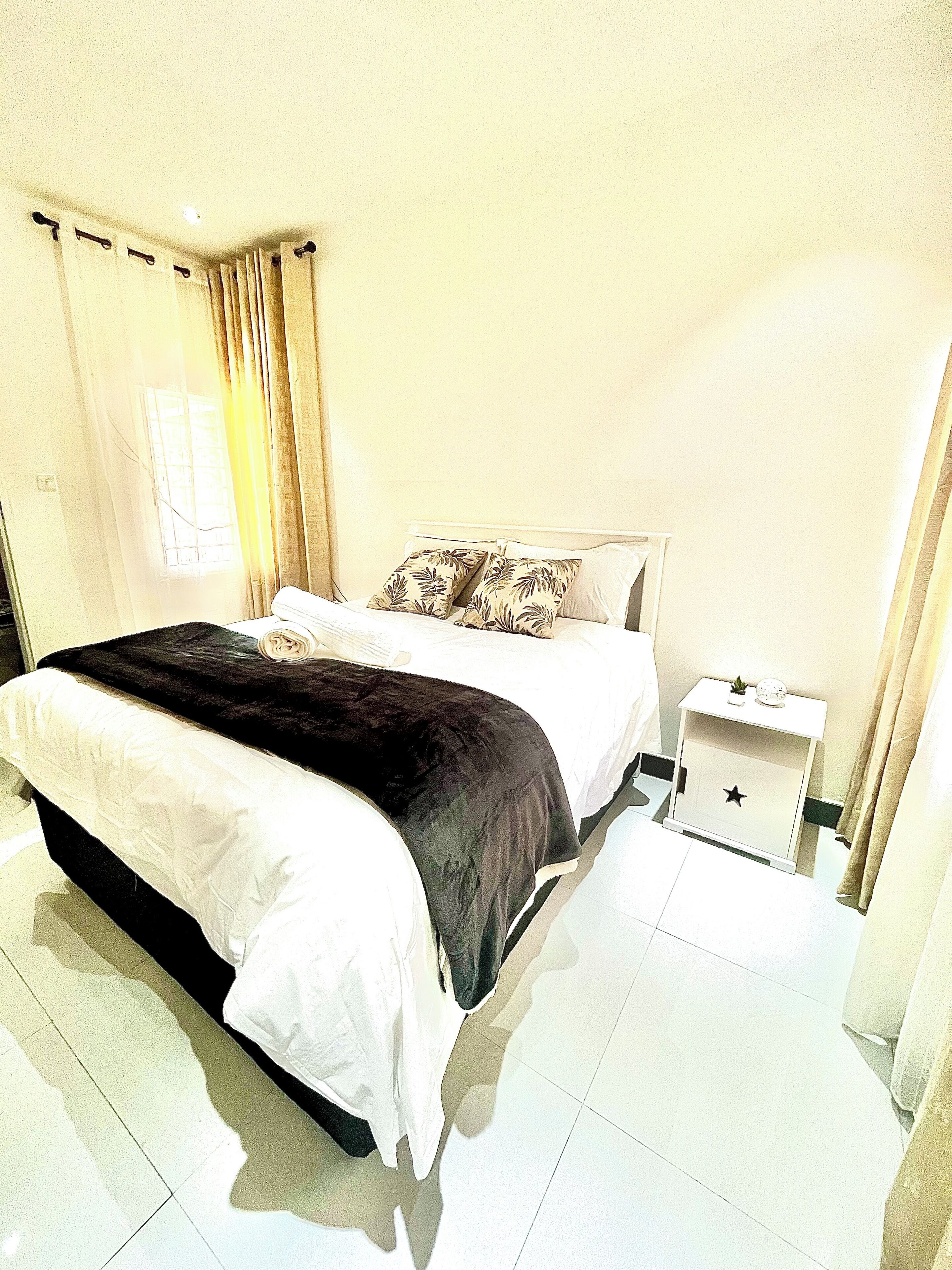 5 Schlafzimmer, Bügeleisen/Bügelbrett, WLAN, Bettwäsche