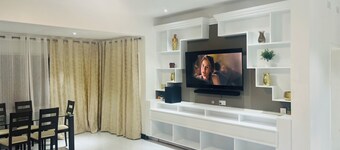 5-bedroom Apartment in enchanting Livingstone with AC, WiFi & Swimming Pool