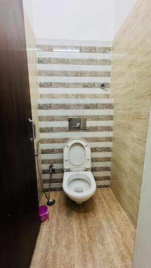 Dusche, Handtücher, Seife, Shampoo