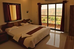 Deluxe Double Room, Hill View | Desk, laptop workspace, free WiFi, bed sheets