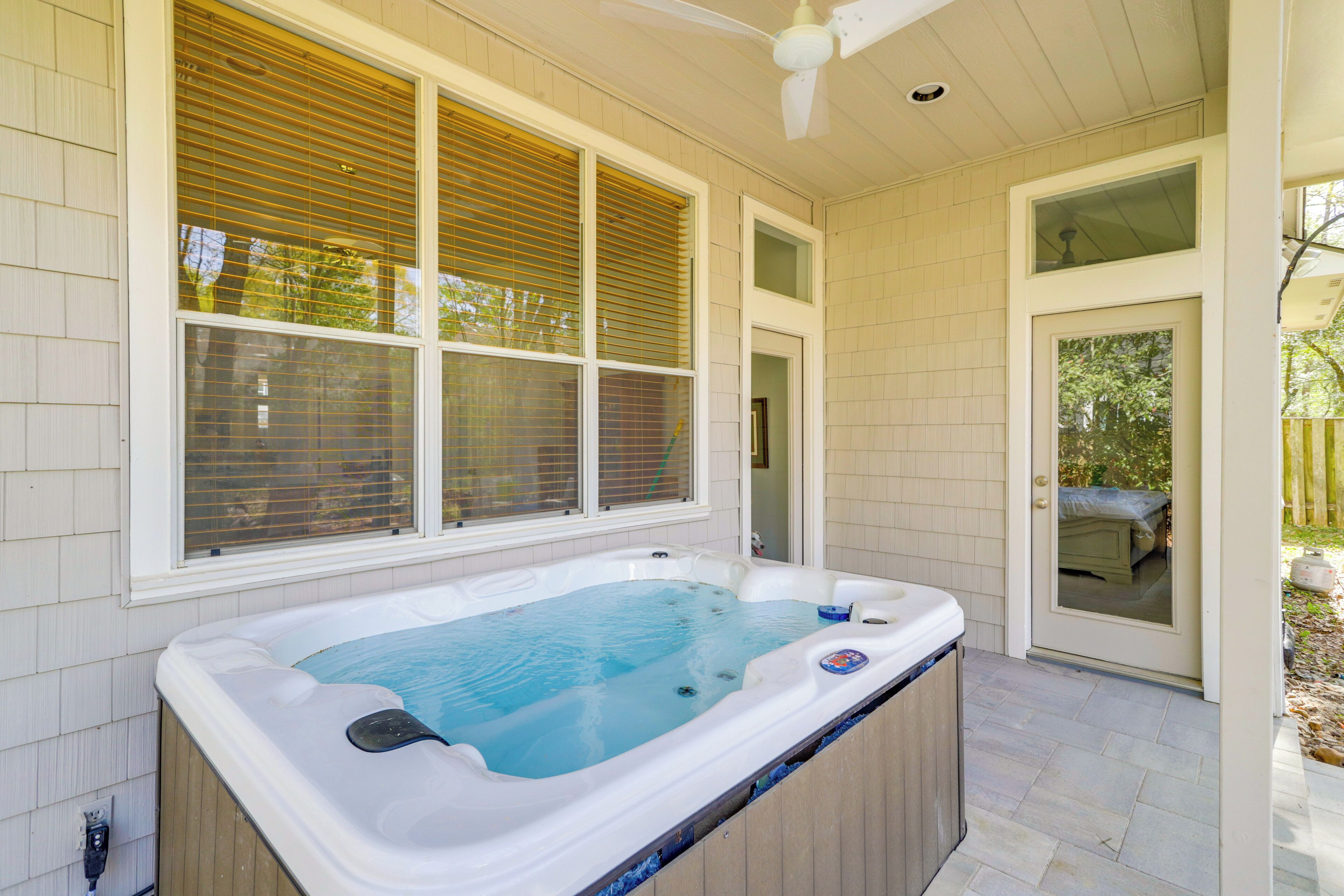 Private Hot Tub