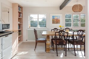 Dining - Beautiful Cottage w/ Large Garden & Parking (Dorset)