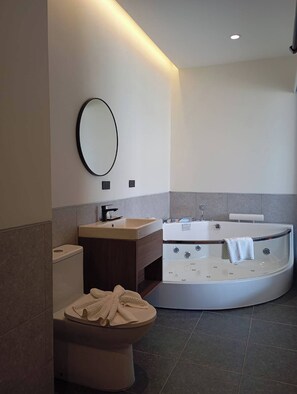 Bathroom - The Richer (Ratchaburi)