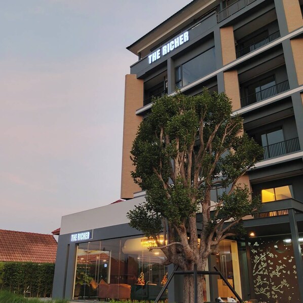 Exterior - The Richer (Ratchaburi)