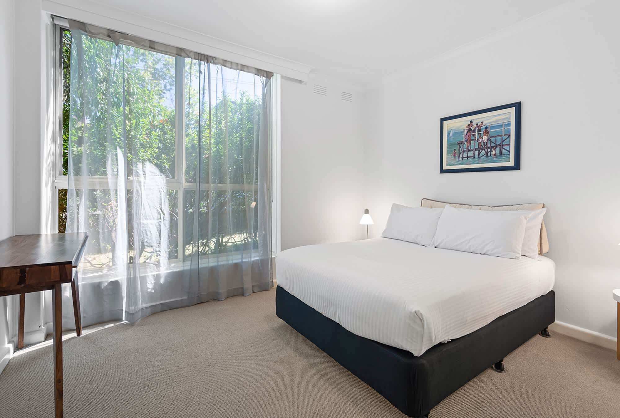 3 bedrooms, desk, iron/ironing board, WiFi