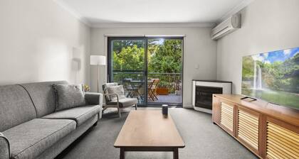 Spacious 2-Bed Apartment in Heart of Leura