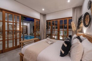 3 habitaciones, tabla de planchar con plancha, wifi y ropa de cama 