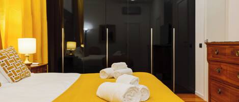 3 多间卧室、熨斗/熨衣板、WiFi、床单