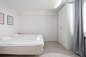 1 Schlafzimmer, Schreibtisch, Bügeleisen/Bügelbrett, kostenloses WLAN