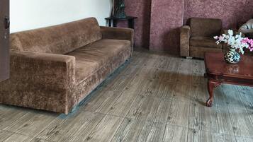 Deluxe-dobbeltværelse til 1 person - udsigt til have | Opholdsområde