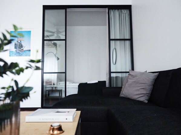 Smart TV - Homelike 1BR Apartment in Historical Building (Tampere)