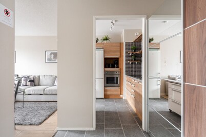 1BR Apt & Balcony next to Railway Station