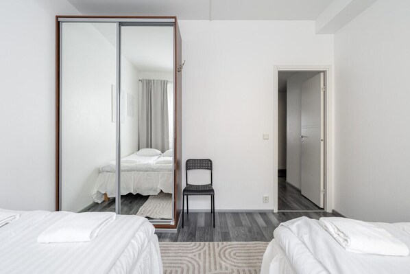 1 bedroom, desk, iron/ironing board, free WiFi