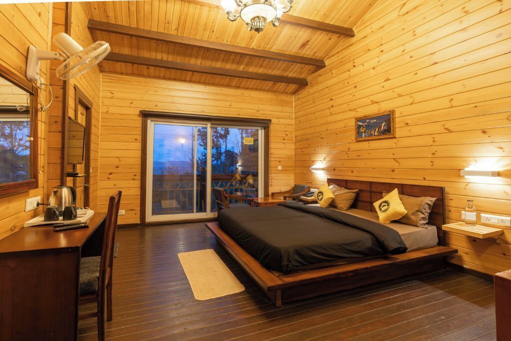 Superior Double Room with Balcony and Mountain View | Mountain view