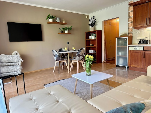 Living area - Pleasant apartment with WiFi in the heart of Budapest (Budapest)