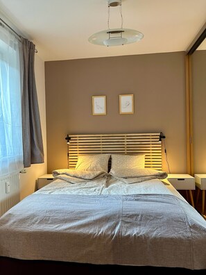 1 chambre, fer et planche Ă repasser, Wi-Fi, draps fournis