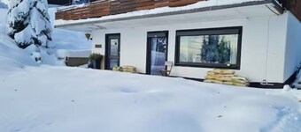 42a.vacation in Bavaria near Pullmancity. Nature with garden... Summer winter vacation