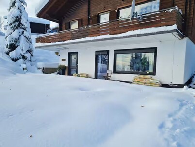 42a.vacation in Bavaria near Pullmancity. Nature with garden... Summer winter vacation