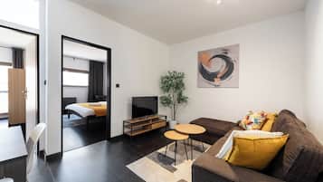 Comfort appartement, balkon, uitzicht op binnenplaats | 3 slaapkamers, een strijkplank/strijkijzer, babybedden, gratis wifi