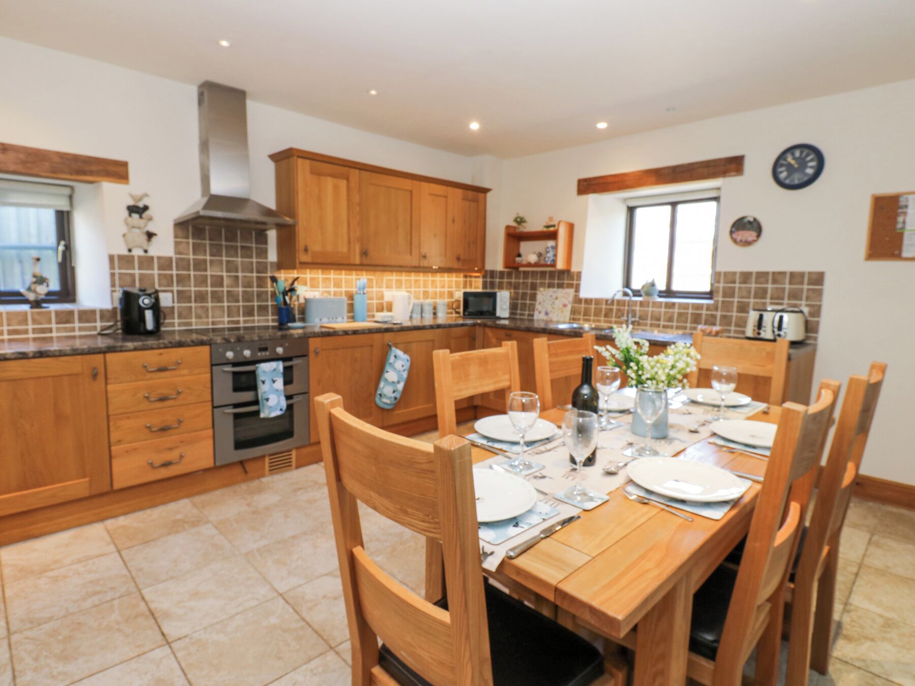 Dishwasher, cookware/dishes/utensils