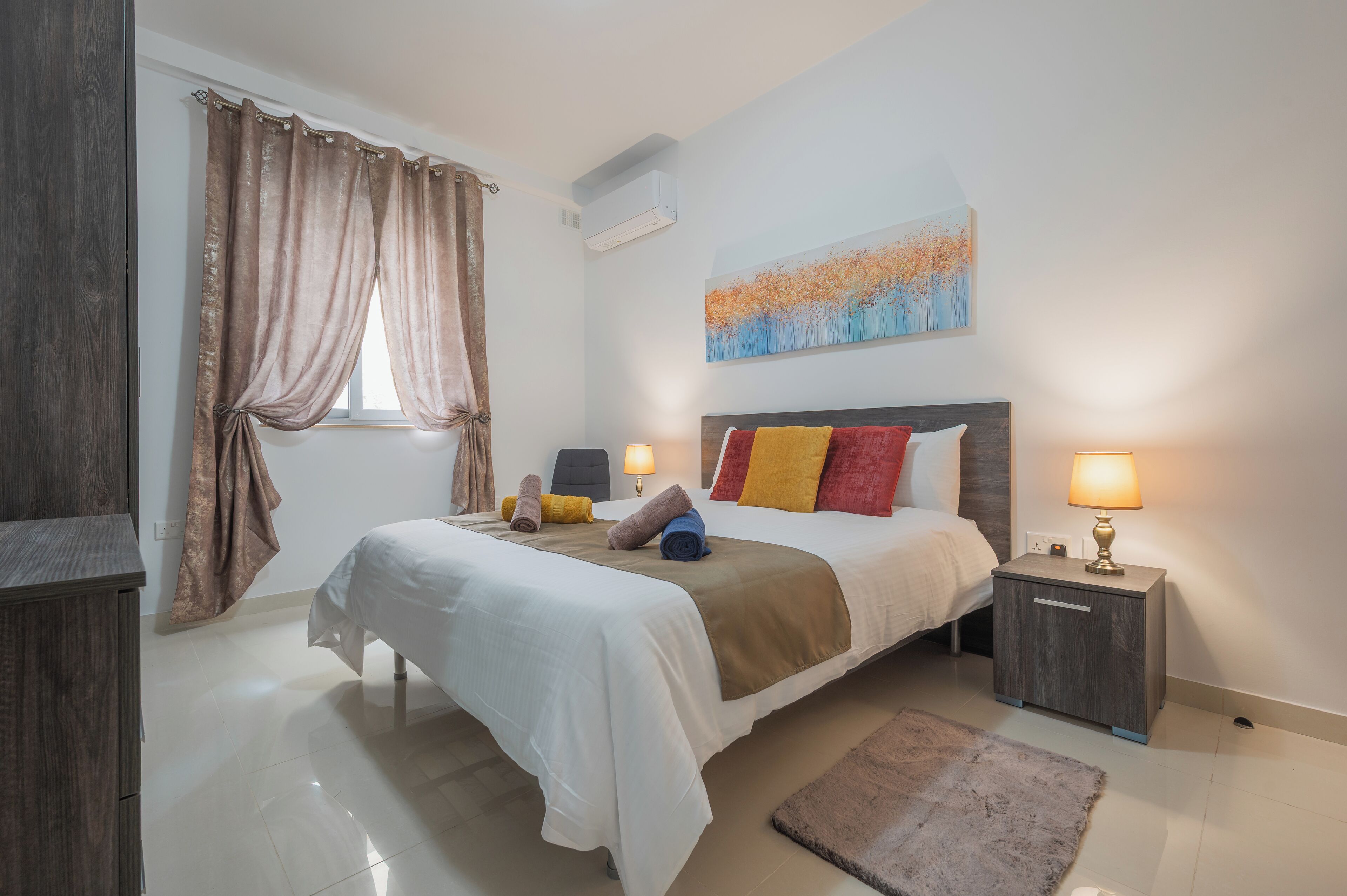 3 bedrooms, iron/ironing board, free WiFi