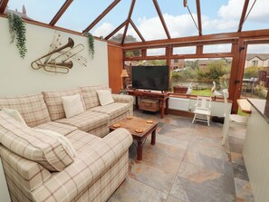 Chaumière | Aire de séjour