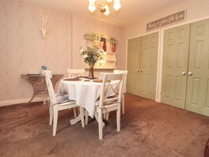 تناول الطعام