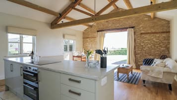 Máy rửa bát, dụng cụ nấu nướng/bát dĩa/dao nĩa