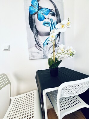 Fer et planche à repasser, draps fournis