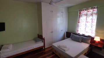 Classic Triple Room, Lanai, Mountain View