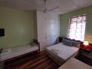 Classic Triple Room, Lanai, Mountain View | Iron/ironing board, bed sheets - Heritage Guest House Levuka  (Levuka)