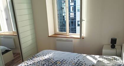 Charme et confort au cĆur de la ville - Appartement T4 meublĂ©