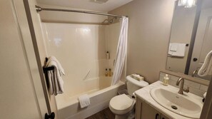 Hair dryer - Fernie - Riverside Way 1315 (Fernie)